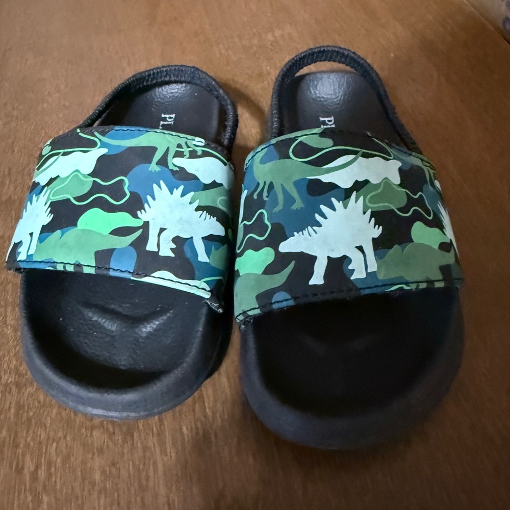 childrens place dinosaur sandals toddler Kids size 11